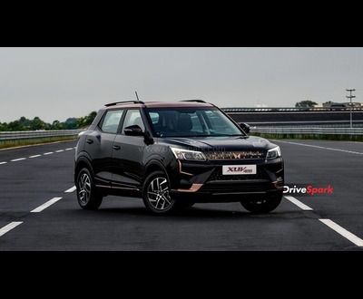 Yadav Taxi Service Image
